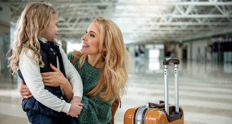 safe travels for kids with guardian