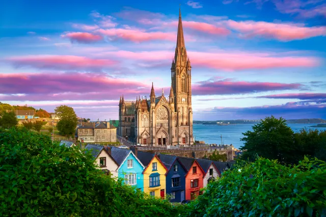 Best Time To Visit Ireland: An Ultimate Guide For Digital Nomads